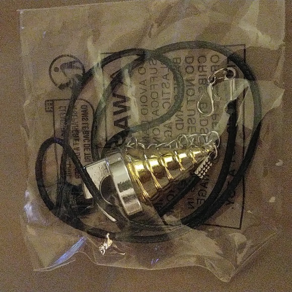 Necklace - Picture 3 of 3